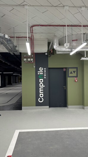 Estacionamento sem manobrista (sujeito a cobrança)