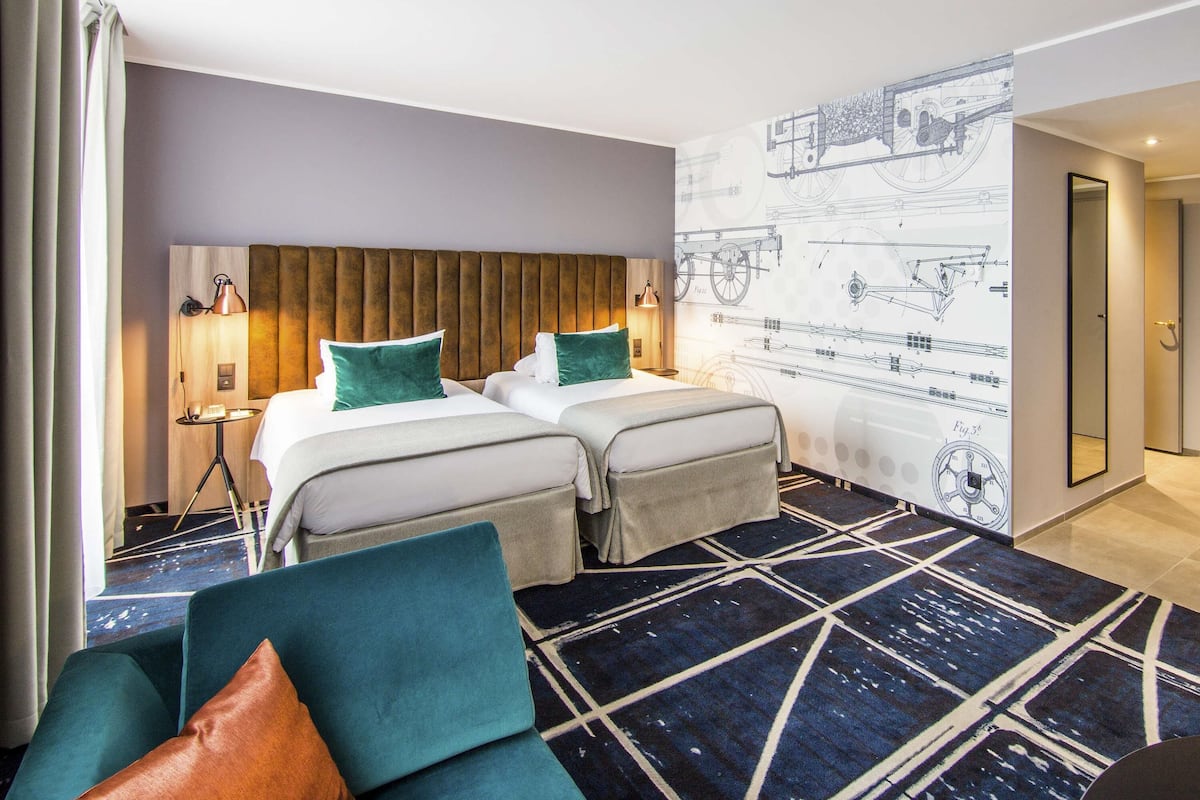 Ropa de cama de alta calidad y minibar