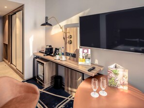 Premium bedding, minibar, in-room safe, desk