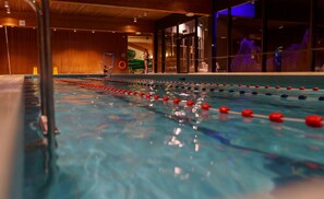 Exercise/lap pool