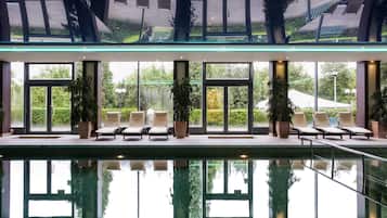 Phòng phong cách cổ điển, 2 giường đơn | Spa | Phòng tắm hơi, phòng xông hơi, trị liệu toàn thân, tẩy tế bào chết
