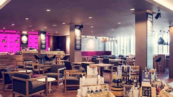 Café da manhã, almoço e jantar