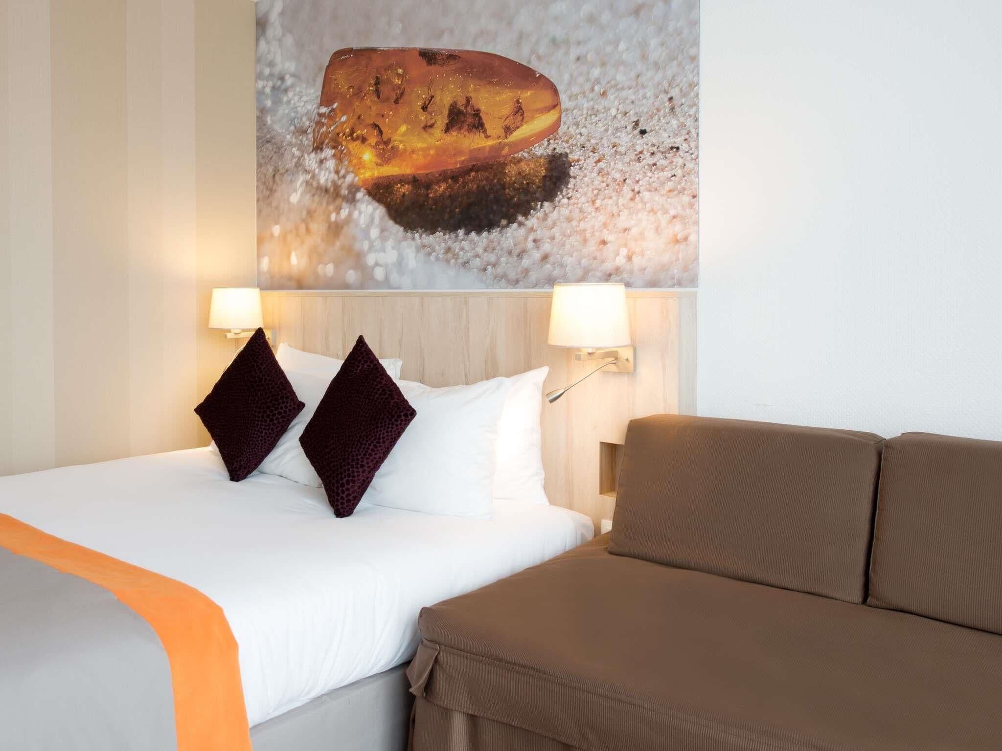 Habitación clásica, 1 cama doble (Comfortable) | Escritorio, espacio para trabajar con un portátil, cortinas opacas