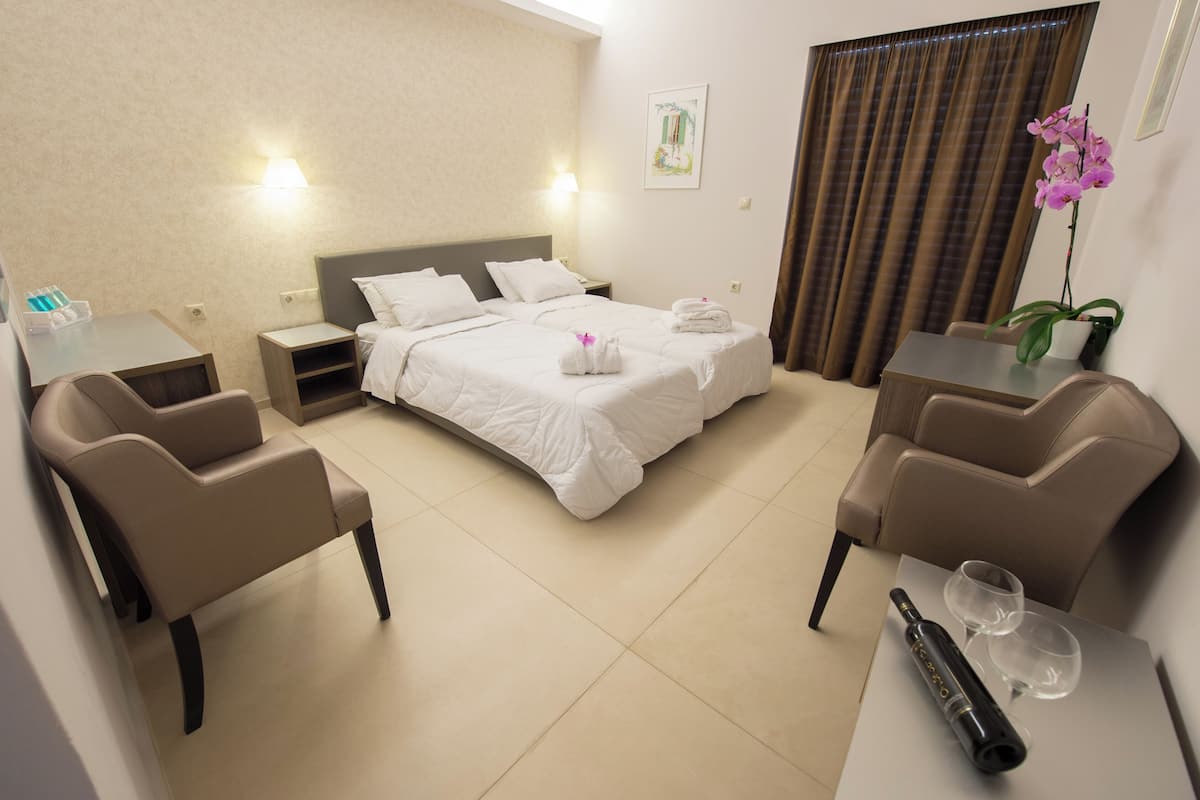 1 habitación, ropa de cama hipoalergénica y minibar