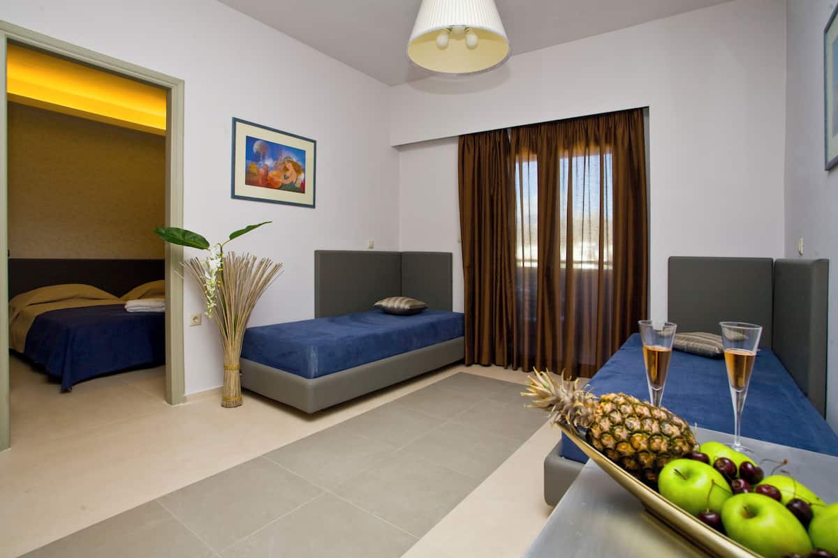 1 habitación, ropa de cama hipoalergénica y minibar