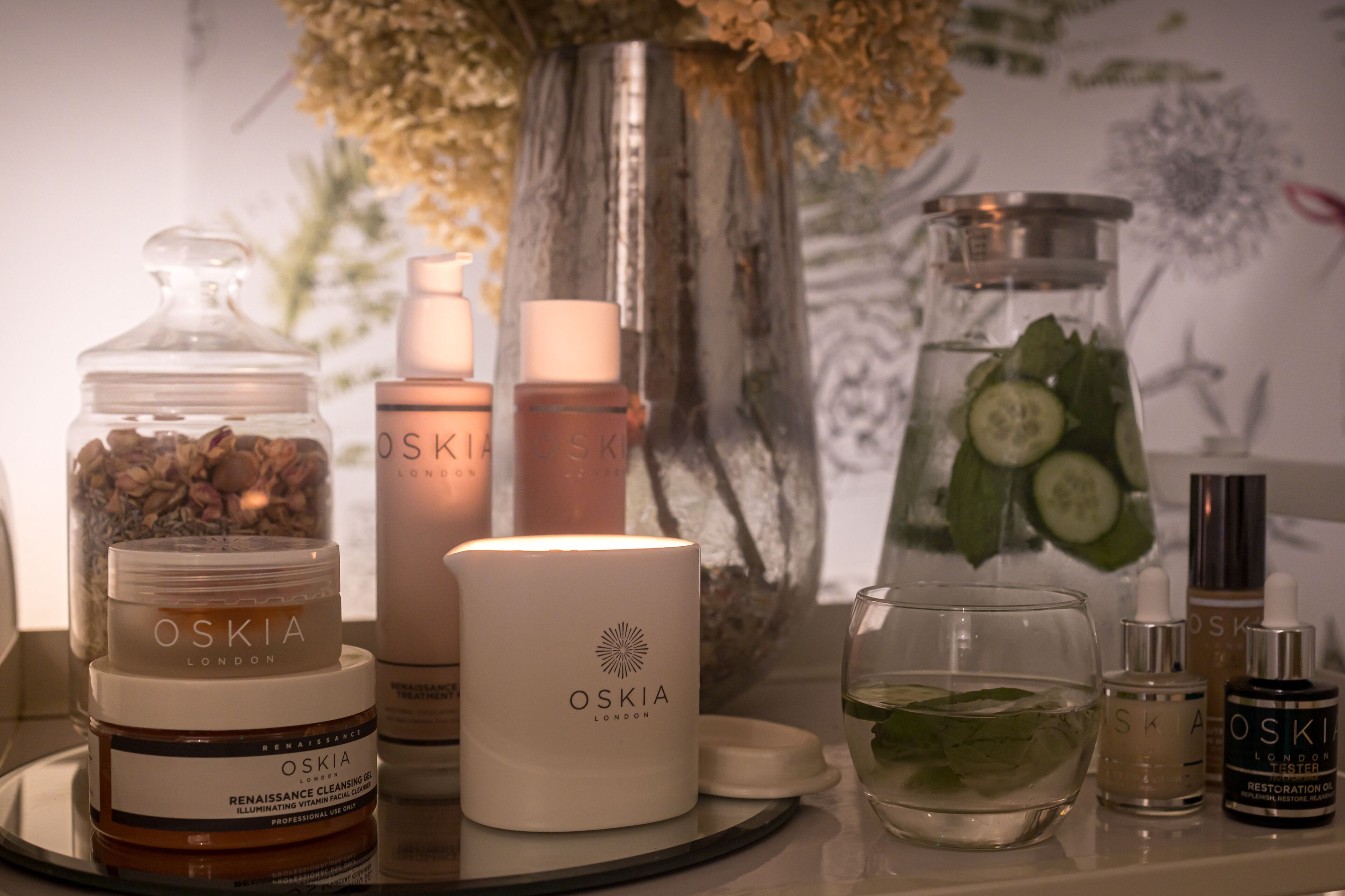 couples treatment room(s), sauna, hot tub, steam room, body treatments