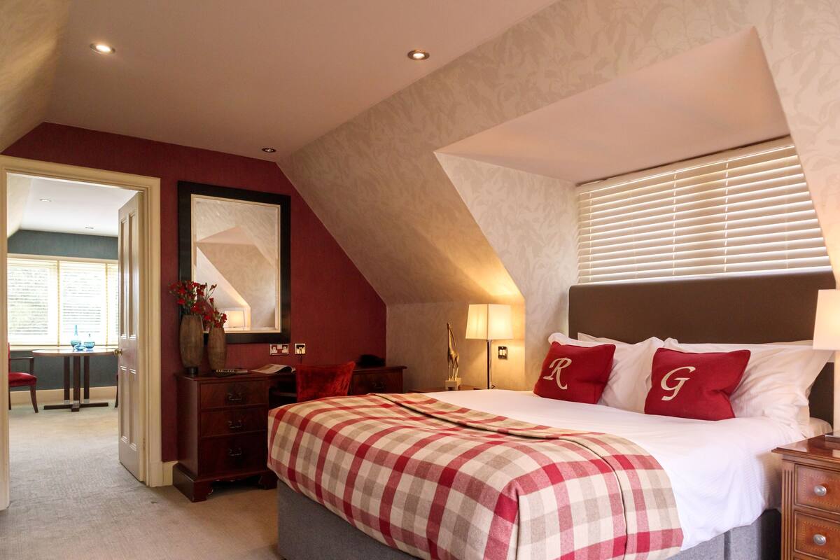 Traditional Suite | Cadar kapas Mesir, peralatan tempat tidur premium, katil Select Comfort 