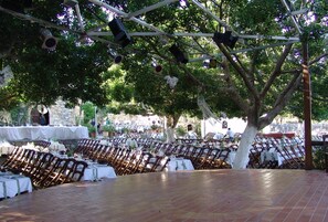 Espace de mariage à l’extérieur