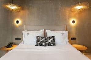 Soundproofing, iron/ironing board, free WiFi, bed sheets - Santo Mangata Boutique Hotel & Spa (Santorini)