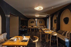 Restaurant - Santo Mangata Boutique Hotel & Spa (Santorini)