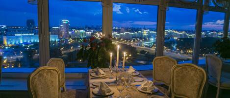 Lunch and dinner served, Modern European cuisine