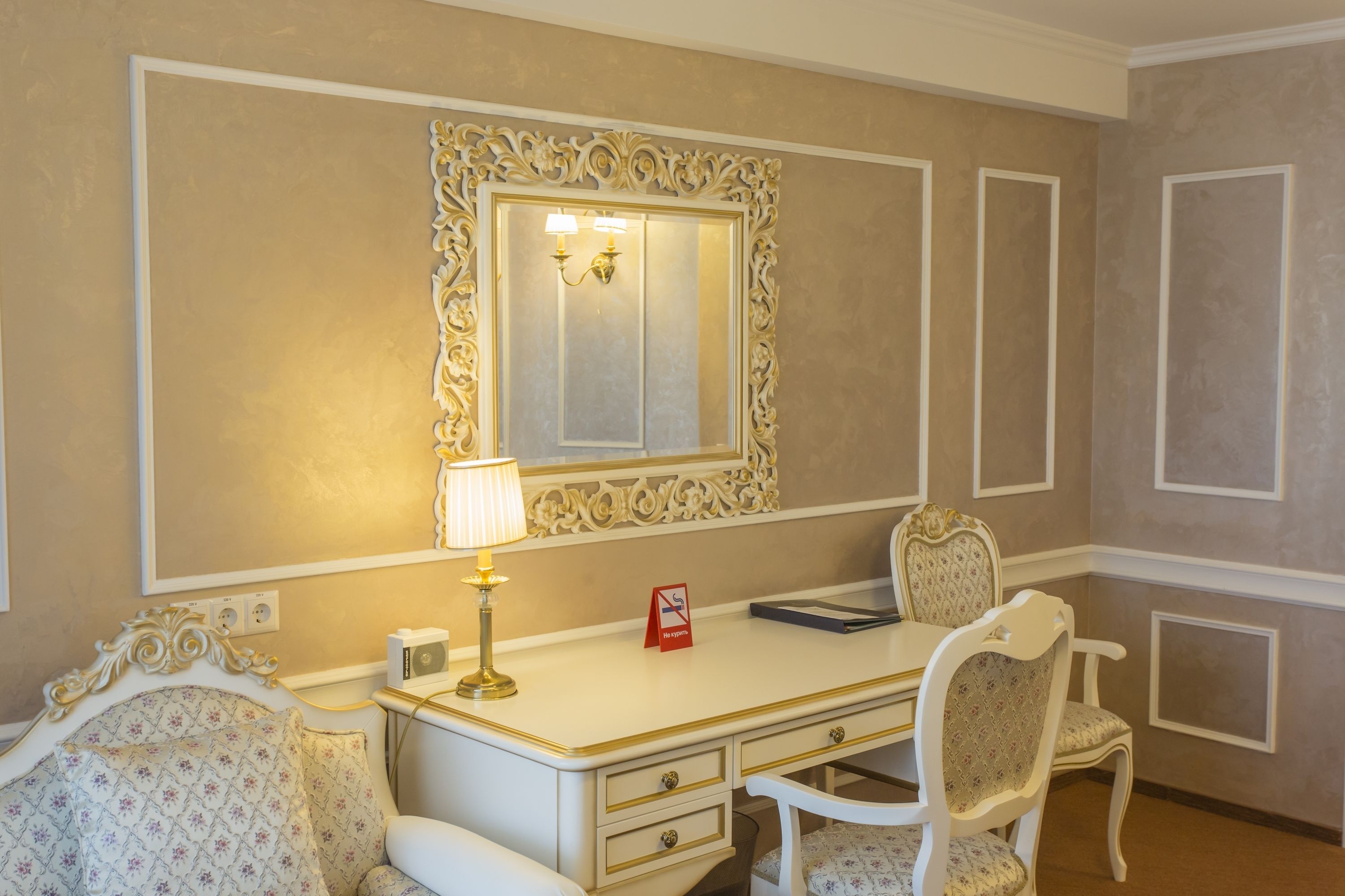 apartment, 1 bedroom, kitchenette | desk, iron/ironing board, free cots/infant beds, free wifi