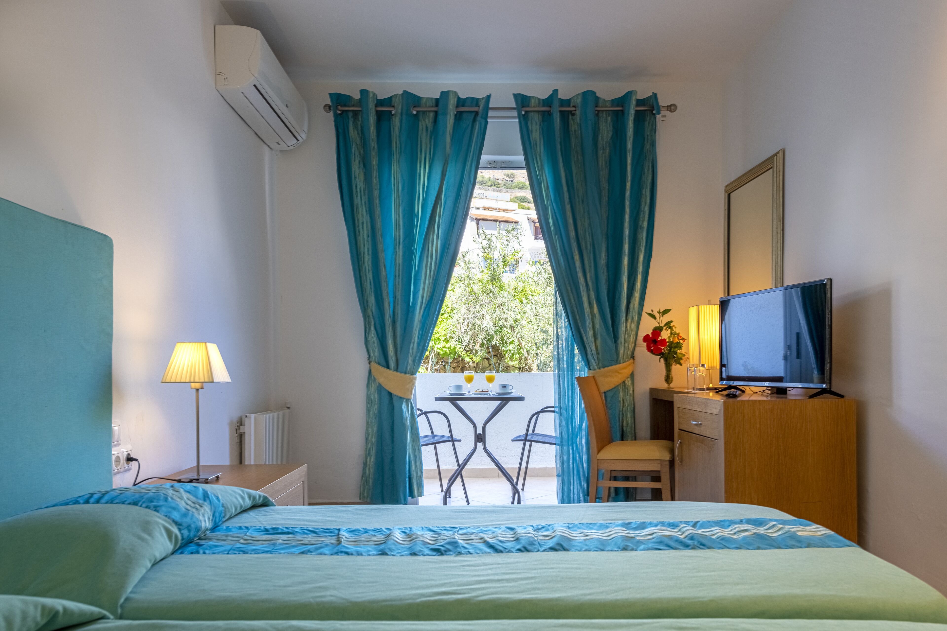 minibar, in-room safe, free cots/infant beds, free wifi