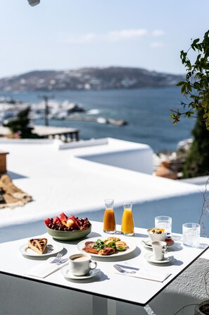 Desayuno continental incluido todos los días 