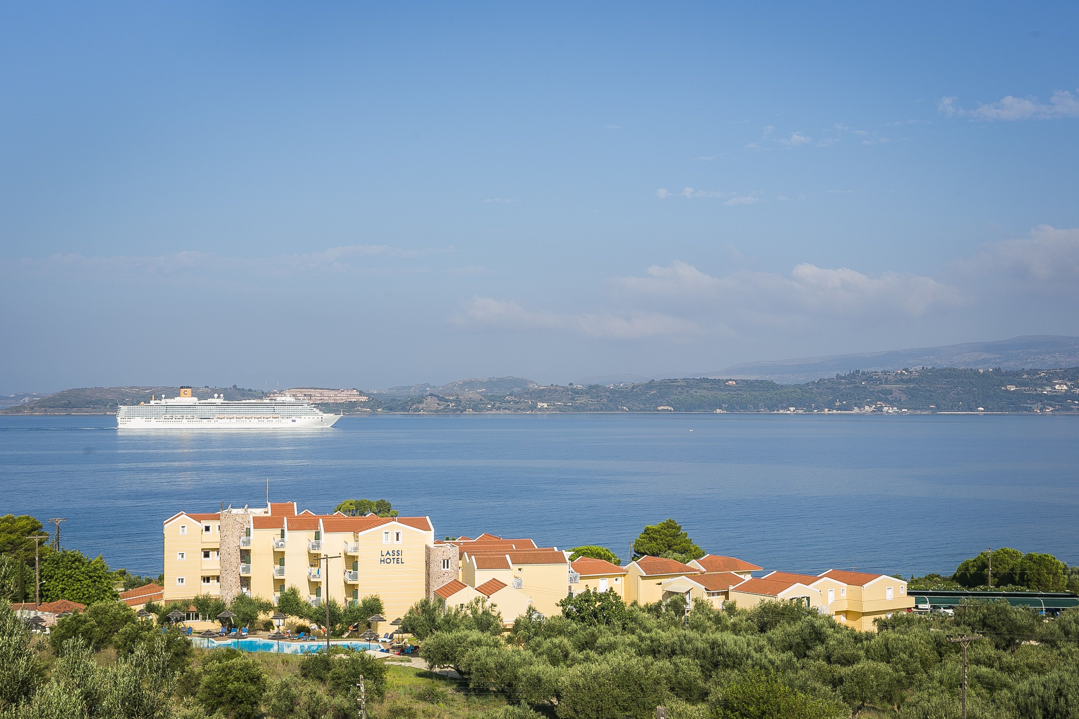 المنشأة من الخارج