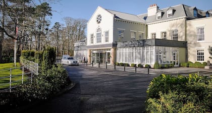 Citywest Hotel