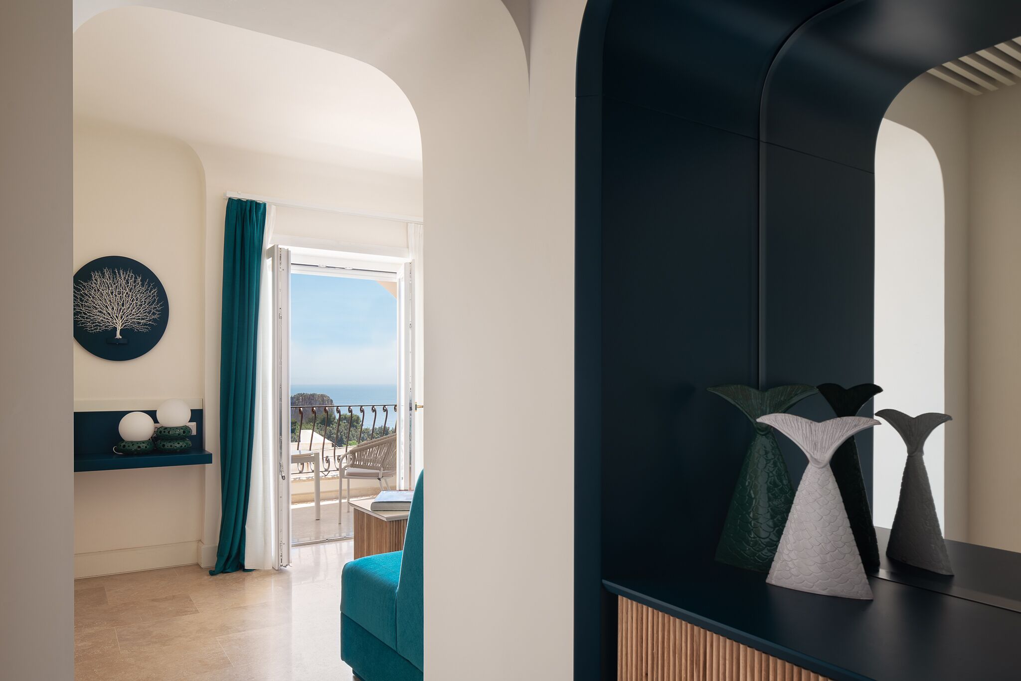 1 bedroom, frette italian sheets, premium bedding, down duvets