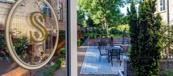 Stauntons on the Green