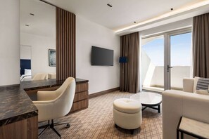 Junior Suite, 1 King Bed | Pillow-top beds, minibar, in-room safe, desk - Wyndham Bukhara (Bukhara)