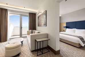 Junior Suite, 1 King Bed