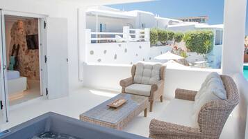 Suite Confort (Outdoor Spa Bath) | Bain à remous privé