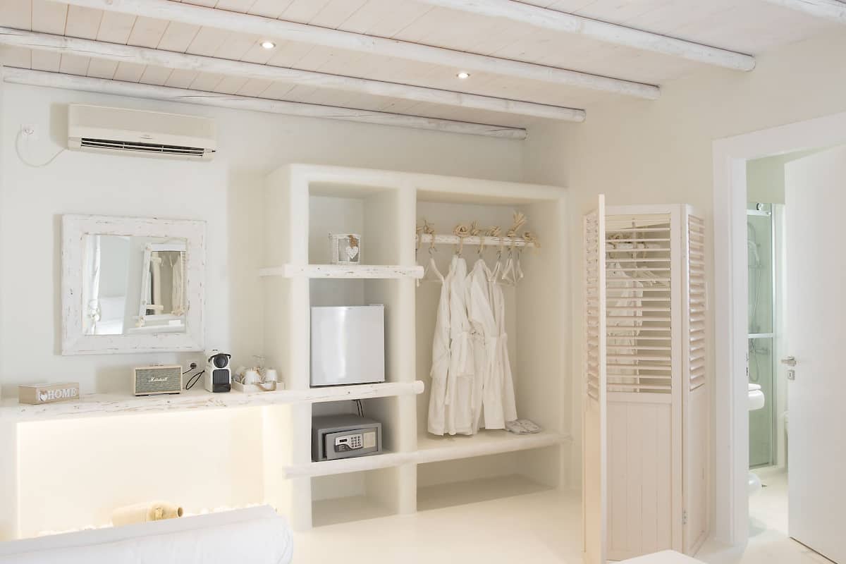 premium suite | living room | tv