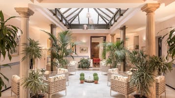 Sala de estar en el lobby