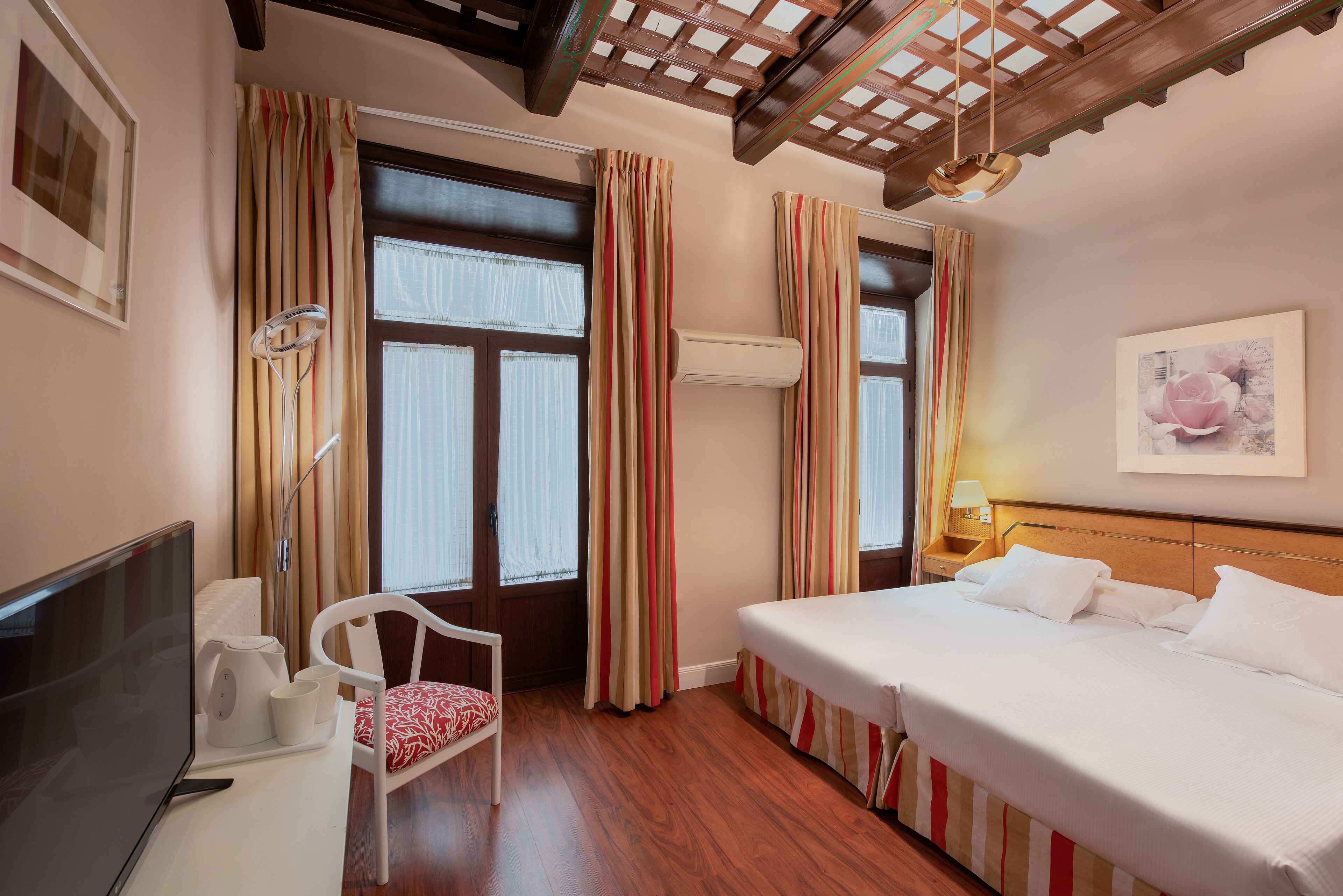 twin room | egyptian cotton sheets, premium bedding, down duvets, memory-foam beds