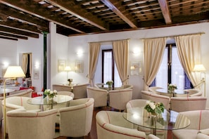 Bar lounge
