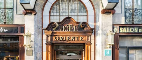 EntrĂ©e de lâhĂ©bergement