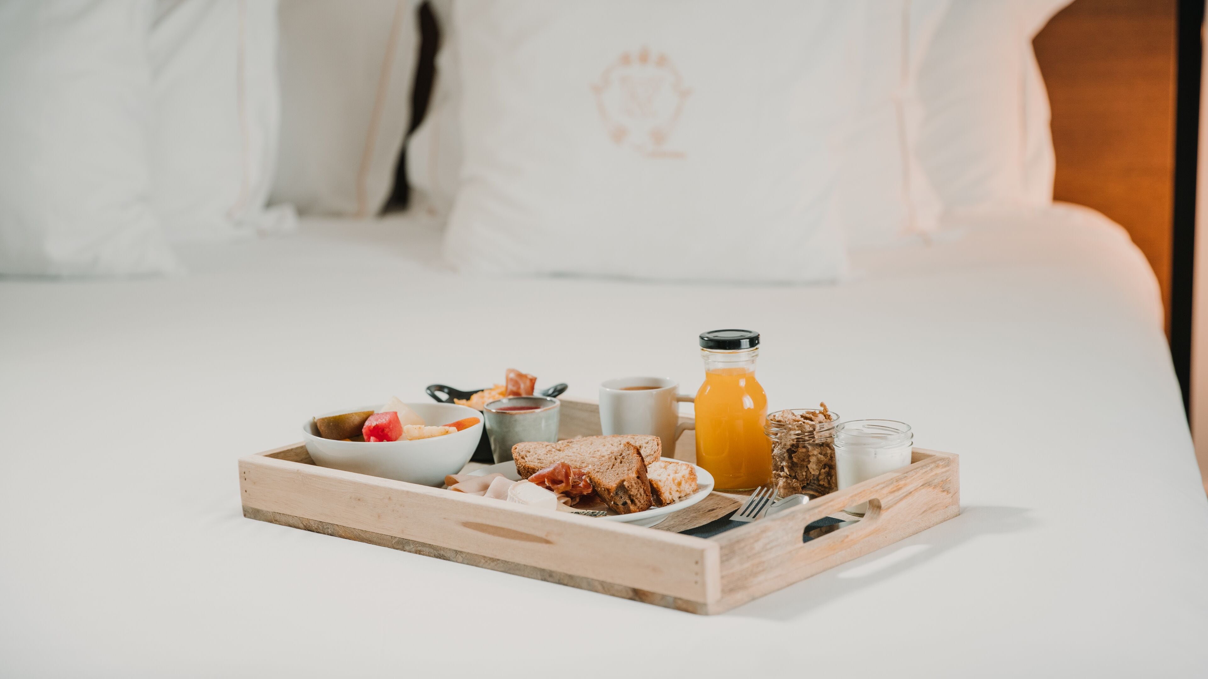 Photo - One Shot Reina Victoria