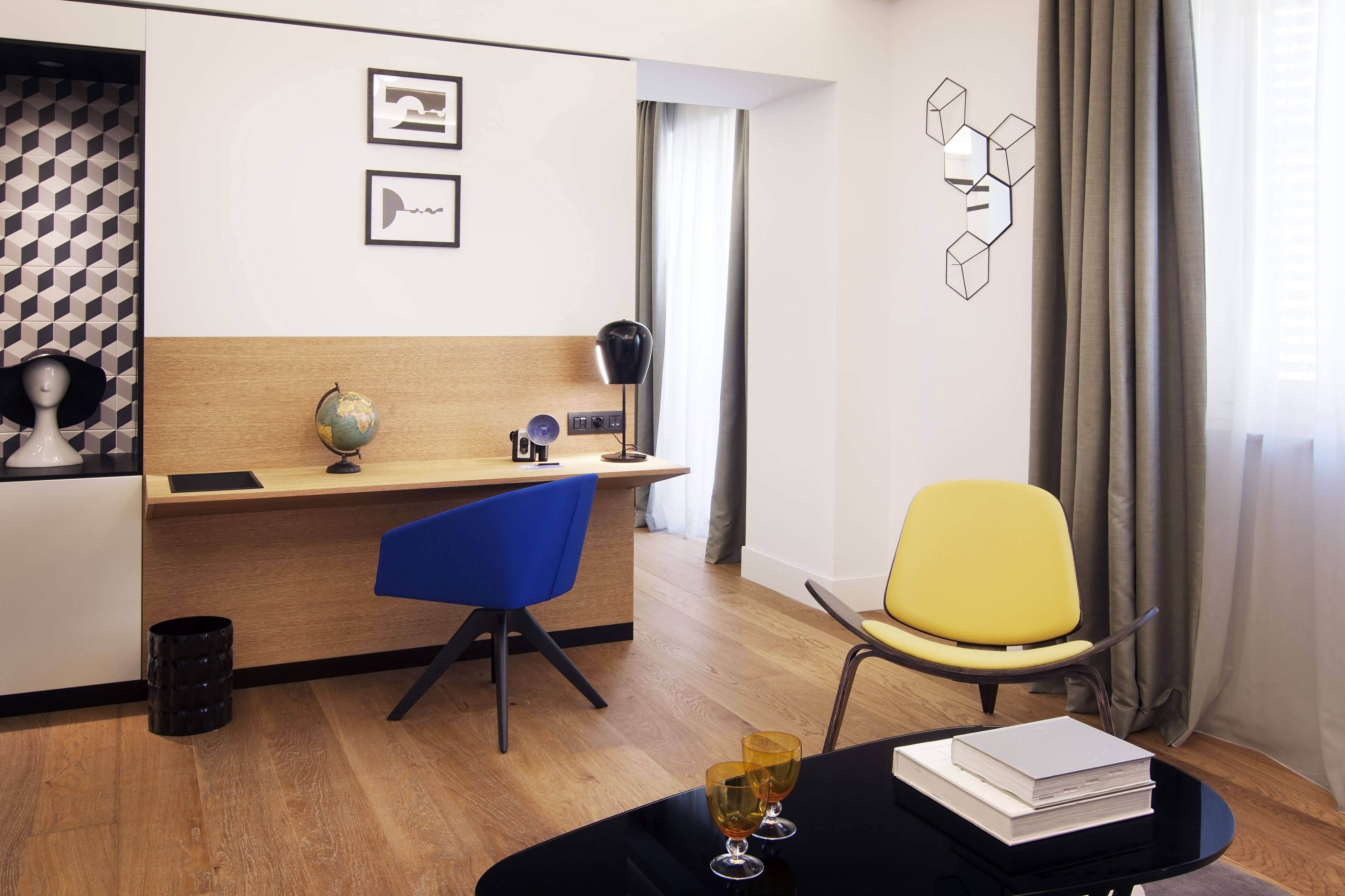 junior suite | living room | 48-inch flat-screen tv with digital channels, tv