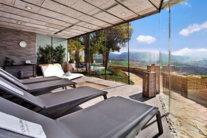 Sauna, bañera de hidromasaje, tratamientos corporales, hidroterapia 