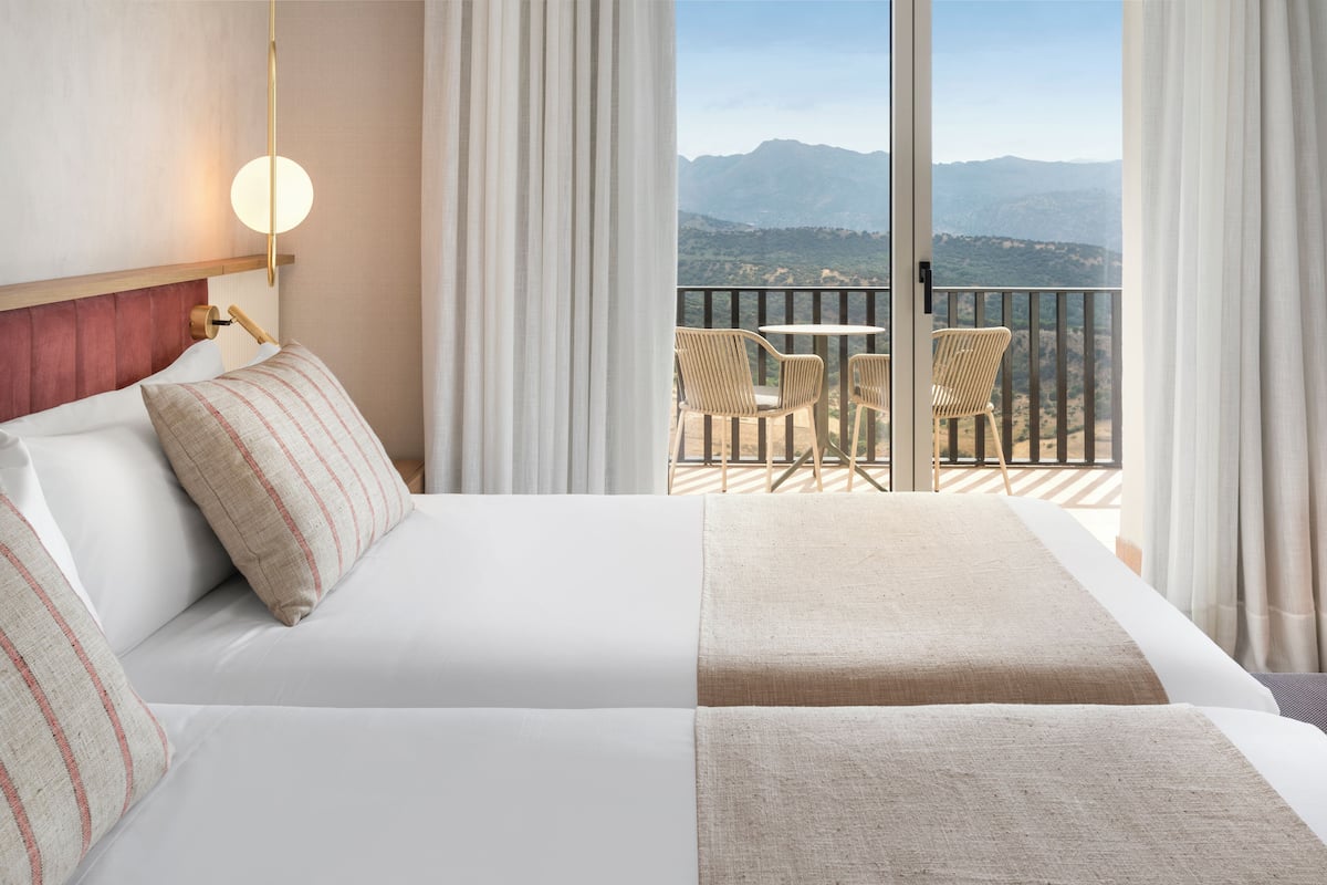 1 bedroom, minibar, in-room safe, desk