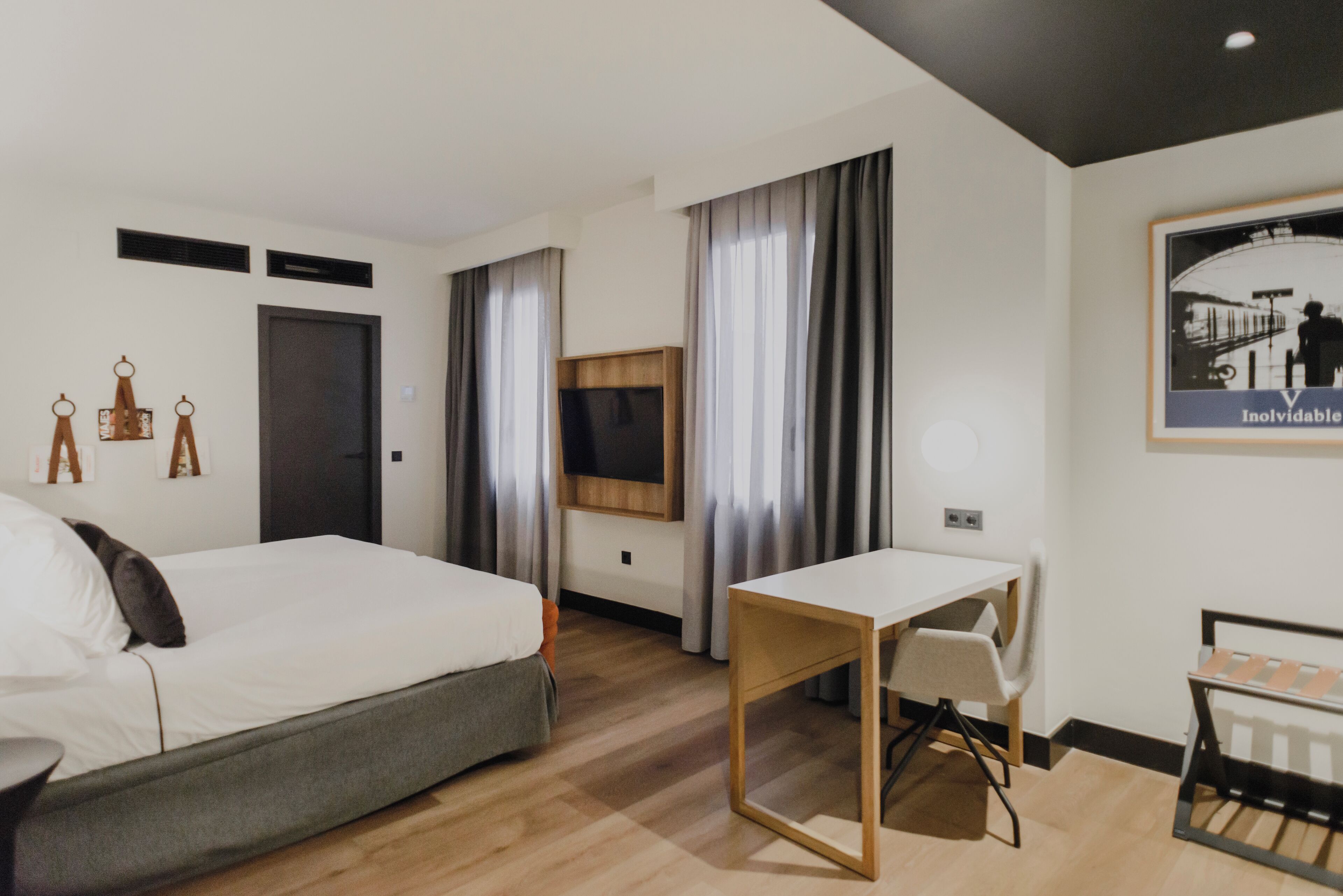 1 bedroom, minibar, in-room safe, desk