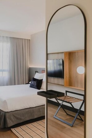 Double Room, 1 Double Bed