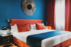 Premium bedding, minibar, in-room safe, desk - Arenas Atiram Hotels (Barcelona)