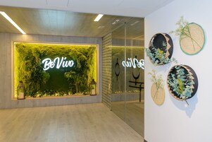 Lunch and dinner served