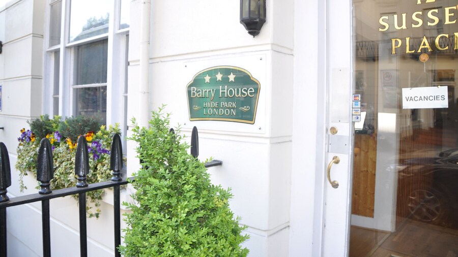 Barry House