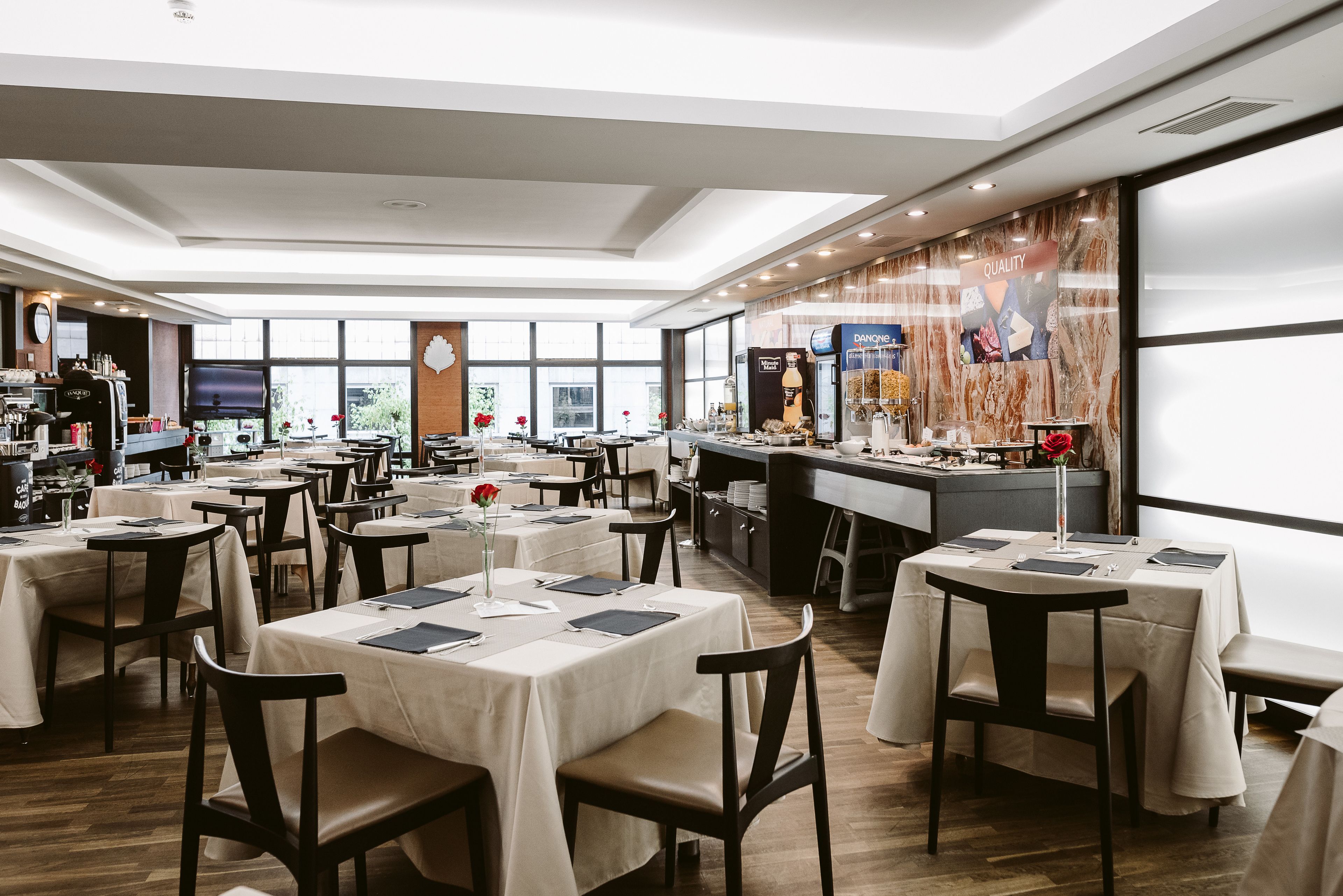 daily buffet breakfast for a fee