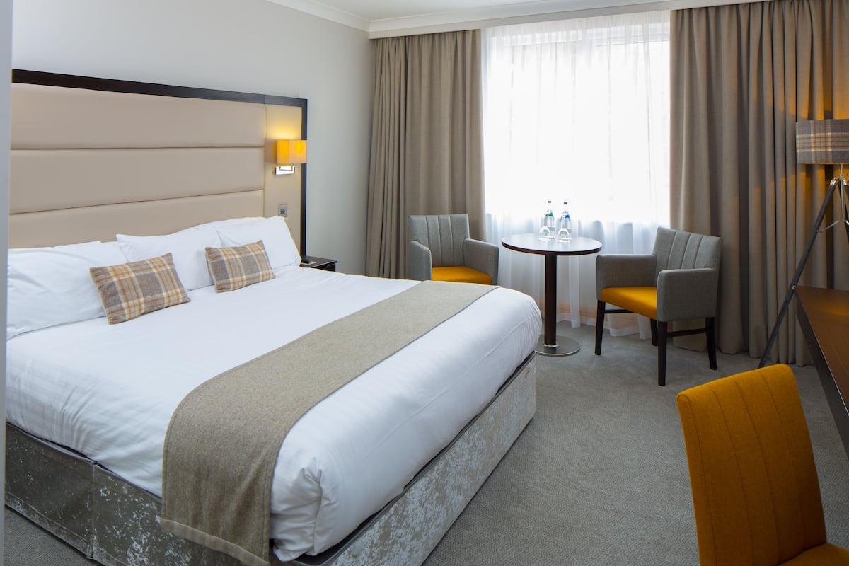 Hypo-allergenic bedding available, memory foam beds, in-room safe, desk