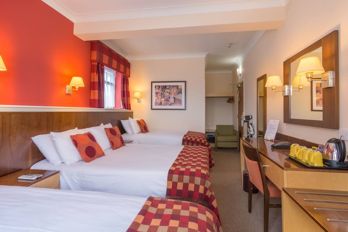 Family Quadruple Room | In-room safe, desk, iron/ironing board, free WiFi