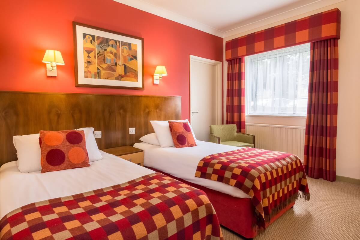 In-room safe, desk, iron/ironing board, free WiFi