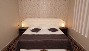 Appartement luxueux, 1 chambre, cuisinette, vue sur la ville | Literie de qualitĂ©, minibar, systĂšme dâinsonorisation