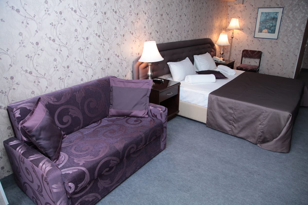Triple Room | Premium bedding, minibar, soundproofing, iron/ironing board
