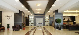 Hotel Shirak