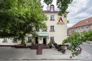 Front of property - Amberton Cozy Hotel Kaunas (Kaunas)