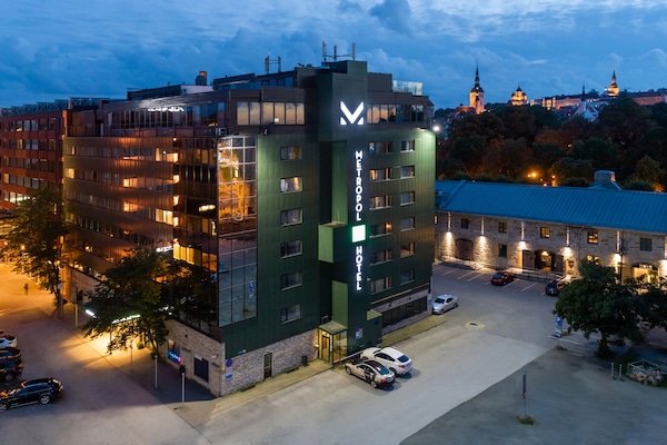 Fassade der Unterkunft – Abend/Nacht