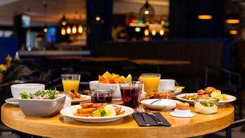 Daily buffet breakfast (EUR 11 per person)