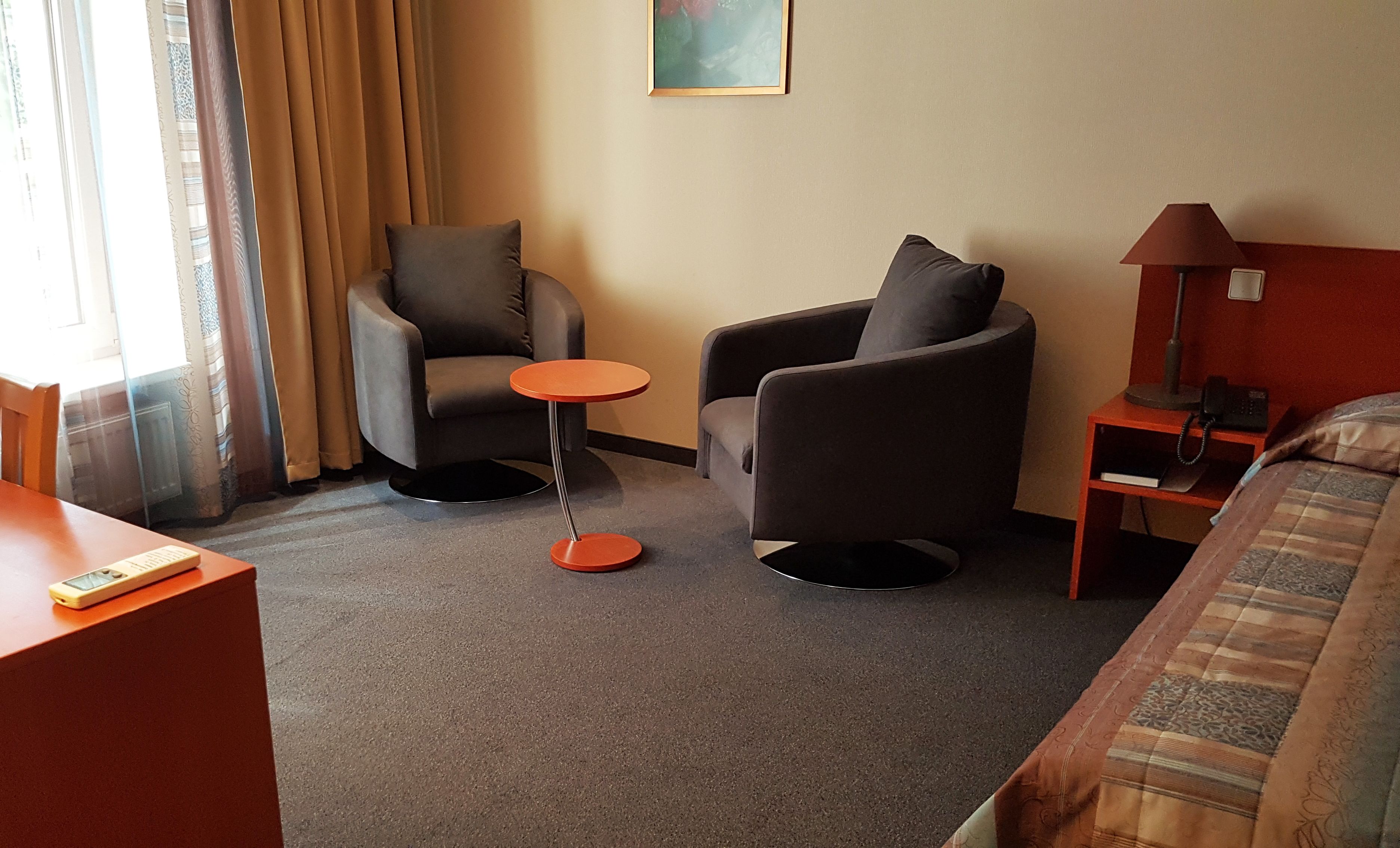 junior suite | minibar, in-room safe, blackout curtains, soundproofing